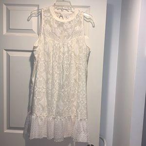 Beautiful Lily White Dress